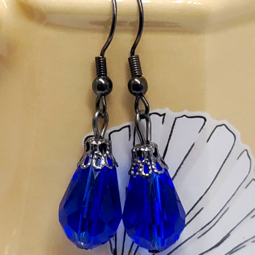 Elegant Blue Teardrop Earrings